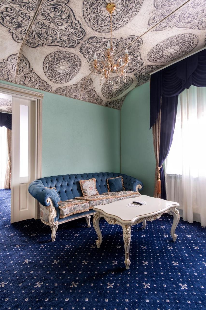 Jmr Royal -Luxury Rooms & Private Sauna Constanţa Exteriér fotografie